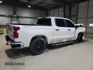 2024 Chevrolet Silverado 1500 Custom with VIN 3GCPDBEK8RG233125, listed as a Copart auction lot 51180035 with 18,439 mi miles and Salvage Title. Bid and sale history available at DreamBid. Image 3.