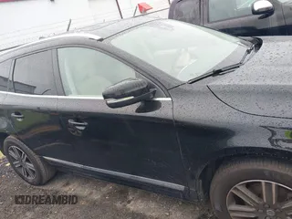 2016 Volvo XC60 T5 Drive-E Premier с VIN YV440MDKXG2825947, выставлен на аукционе IAAI как лот 42439589 с пробегом 148 889 миль миль и . История ставок и продаж доступна на DreamBid. Изображение 13.