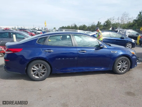 2019 Kia Optima S with VIN 5XXGT4L38KG375025, listed as a IAAI auction lot 41725155 with 65,053 mi miles. Bid and sale history available at carsss.com. Image 13.