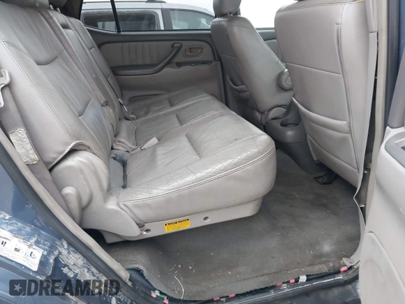 2005 Toyota Sequoia Limited with VIN 5TDZT38A55S252652, listed as a IAAI auction lot 41725951 with 225,593 mi miles and . Bid and sale history available at DreamBid. Image 8.