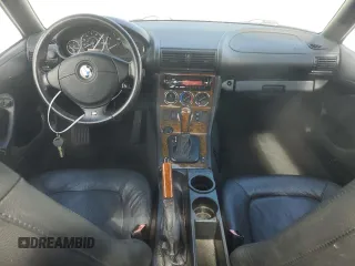 2002 BMW Z3 2.5 z VIN 4USCN334X2LM05440, wystawiony jako Copart lot #77556044 z przebiegiem 90 424 mil mil oraz Szkody całkowita. Historia ofert i sprzedaży dostępna na DreamBid. Obrazek 8.
