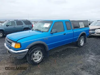 1993 Ford Ranger XLT z VIN 1FTCR15X7PPA62866, wystawiony jako IAAI lot #41838013 z przebiegiem 85 362 mil mil oraz . Historia ofert i sprzedaży dostępna na DreamBid. Obrazek 2.