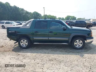 2004 Chevrolet Avalanche Z66 with VIN 3GNEC12T74G122924, listed as a IAAI auction lot 42406711 with 220,783 mi miles and . Bid and sale history available at DreamBid. Image 14.