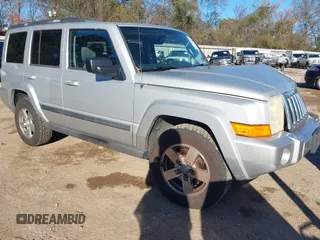 2007 Jeep Commander Sport with VIN 1J8HH48K77C587615, listed as a IAAI auction lot 41149777 with 167,871 mi miles. Bid and sale history available at carsss.com. Image 1.