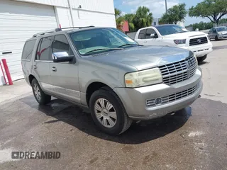 2008 Lincoln Navigator with VIN 5LMFU27598LJ18739, listed as a IAAI auction lot 42501327 with 152,933 mi miles and . Bid and sale history available at DreamBid. Image 1.