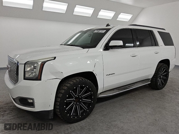 2015 GMC Yukon SLE with VIN 1GKS1AKC3FR170011, listed as a Copart auction lot 45319055 with 229,933 mi miles and Clean Title. Bid and sale history available at carsss.com. Image 1.