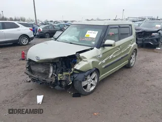 2011 Kia Soul + with VIN KNDJT2A23B7270227, listed as a IAAI auction lot 42007802 with 87,768 mi miles. Bid and sale history available at carsss.com. Image 2.