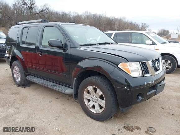 2005 Nissan Pathfinder LE with VIN 5N1AR18W35C787231, listed as a IAAI auction lot 41485147 with 171,396 mi miles. Bid and sale history available at carsss.com. Image 1.