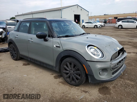 2021 MINI Hardtop 4 Door Oxford Edition with VIN WMWXU7C02M2N92256, listed as a Copart auction lot 62547725 with 175,453 mi miles and Clean title. Bid and sale history available at DreamBid. Image 4.