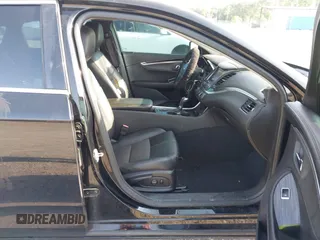 2016 Chevrolet Impala LT z VIN 1G1115S32GU162066, wystawiony jako IAAI lot #42258168 z przebiegiem 250 239 mil mil oraz . Historia ofert i sprzedaży dostępna na DreamBid. Obrazek 5.