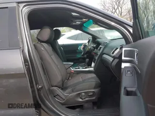 2015 Ford Explorer XLT with VIN 1FM5K7D84FGC63421, listed as a IAAI auction lot 41976273 with 62,362 mi miles and . Bid and sale history available at carsss.com. Image 5.