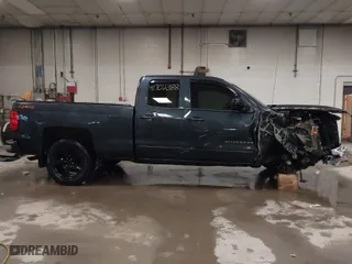 2019 Chevrolet Silverado 1500 LD LT with VIN 2GCVKPEC2K1193772, listed as a IAAI auction lot 41702388 with 105,369 mi miles. Bid and sale history available at carsss.com. Image 14.