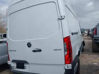 2024 Mercedes-Benz Sprinter Cargo with VIN W1Y4KBHY0RT178001, listed as a IAAI auction lot 41498771 with Not Provided miles and . Bid and sale history available at carsss.com. Image 4.