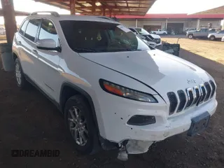2014 Jeep Cherokee Latitude z VIN 1C4PJMCS2EW249906, wystawiony jako IAAI lot #41889163 z przebiegiem 169 512 mil mil oraz . Historia ofert i sprzedaży dostępna na DreamBid. Obrazek 1.