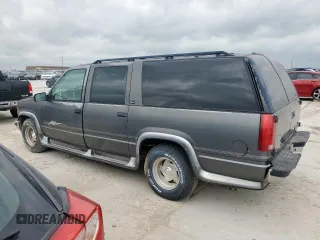 1999 Chevrolet Suburban with VIN 1GBEC16R0XJ434453, listed as a Copart auction lot 54711725 with 179,597 mi miles and Clean title. Bid and sale history available at DreamBid. Image 2.