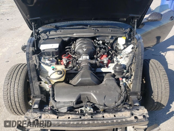2018 Maserati GranTurismo Sport z VIN ZAM45VLA8J0259434, wystawiony jako Copart lot #48539985 z przebiegiem 29 729 mil mil oraz Szkoda całkowita • Salvage title. Historia ofert i sprzedaży dostępna na DreamBid. Obrazek 11.