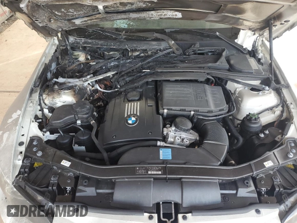 2010 BMW 3 Series 335i with VIN WBAWL7C54AP475030, listed as a Copart auction lot 86895564 with 59,058 mi miles and Salvage Title. Bid and sale history available at carsss.com. Image 12.