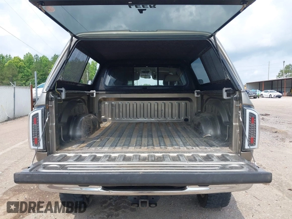 2007 Dodge 1500 Laramie with VIN 1D7HU18277S182772, listed as a IAAI auction lot 42282881 with 163,790 mi miles and . Bid and sale history available at DreamBid. Image 16.