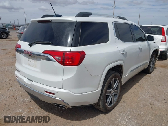 2017 GMC Acadia Denali z VIN 1GKKNPLS0HZ163792, wystawiony jako IAAI lot #41888835 z przebiegiem 106 438 mil mil oraz . Historia ofert i sprzedaży dostępna na DreamBid. Obrazek 4.