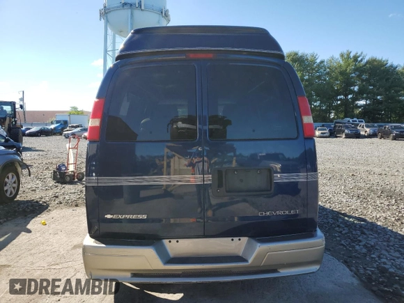 2004 Chevrolet Express Passenger z VIN 1GBFG15T841212230, wystawiony jako Copart lot #61109634 z przebiegiem 154 493 mil mil oraz Szkoda całkowita • Salvage title. Historia ofert i sprzedaży dostępna na DreamBid. Obrazek 6.