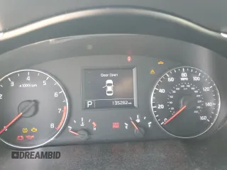 2014 Kia Cadenza Premium z VIN KNALN4D7XE5134065, wystawiony jako Copart lot #53202315 z przebiegiem 135 282 mil mil oraz Czysty tytuł • Clean title. Historia ofert i sprzedaży dostępna na DreamBid. Obrazek 9.