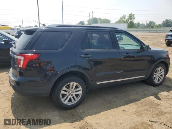 2018 Ford Explorer XLT z VIN 1FM5K8D83JGB83574, wystawiony jako Copart lot #64548545 z przebiegiem 89 375 mil mil oraz Czysty tytuł • Clean title. Historia ofert i sprzedaży dostępna na DreamBid. Obrazek 3.