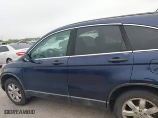 2011 Honda CR-V SE with VIN 5J6RE3H46BL035431, listed as a IAAI auction lot 41874977 with 137,691 mi miles. Bid and sale history available at carsss.com. Image 14.