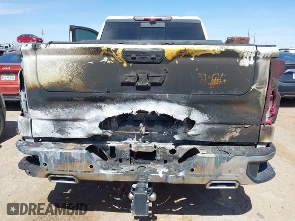 2024 Chevrolet Silverado 1500 LTZ with VIN 3GCUDGE83RG384944, listed as a IAAI auction lot 41837124 with 24,772 mi miles and . Bid and sale history available at DreamBid. Image 6.