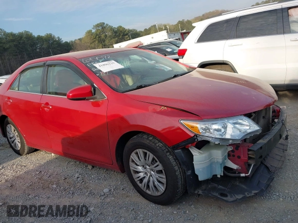2014 Toyota Camry L with VIN 4T1BF1FK3EU770985, listed as a IAAI auction lot 41896125 with 146,100 mi miles. Bid and sale history available at carsss.com. Image 13.