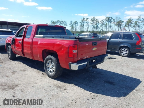 2007 Chevrolet Silverado 1500 LT w/1LT with VIN 2GCEC19C671599730, listed as a IAAI auction lot 41640569 with 192,835 mi miles. Bid and sale history available at carsss.com. Image 3.