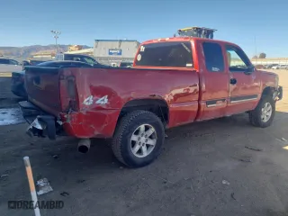 2003 Chevrolet Silverado 1500 LS with VIN 2GCEK19V231135137, listed as a Copart auction lot 44505835 with 221,616 mi miles and Salvage Title. Bid and sale history available at carsss.com. Image 3.