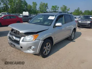 2012 Toyota RAV4 Limited z VIN JTMDF4DV7CD045172, wystawiony jako IAAI lot #42362169 z przebiegiem 140 567 mil mil oraz . Historia ofert i sprzedaży dostępna na DreamBid. Obrazek 17.
