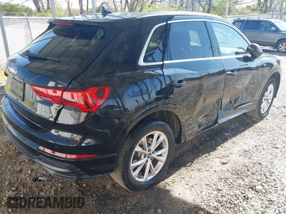2021 Audi Q3 S line Premium with VIN WA1DECF36M1031852, listed as a IAAI auction lot 42020471 with 29,445 mi miles and . Bid and sale history available at DreamBid. Image 4.