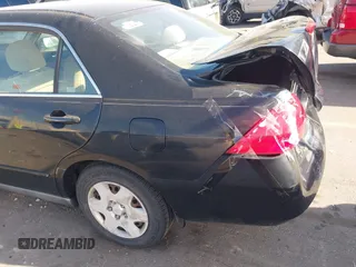 2006 Honda Accord LX with VIN 1HGCM56426A086697, listed as a IAAI auction lot 42389083 with 183,047 mi miles and . Bid and sale history available at DreamBid. Image 6.