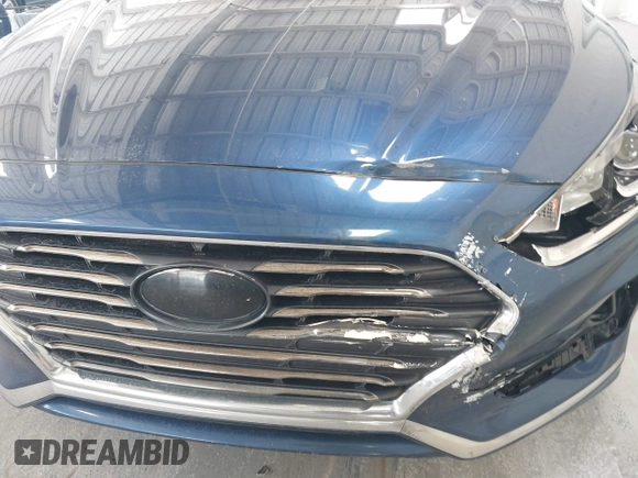 2018 Hyundai Sonata SEL with VIN 5NPE34AF2JH643218, listed as a IAAI auction lot 42139668 with 183,371 mi miles and . Bid and sale history available at carsss.com. Image 17.