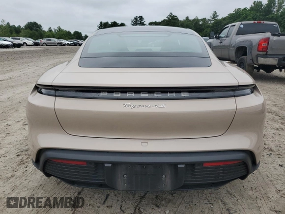 2022 Porsche Taycan 4S z VIN WP0AB2Y10NSA45834, wystawiony jako Copart lot #64102415 z przebiegiem 32 488 mil mil oraz Szkoda całkowita • Salvage title. Historia ofert i sprzedaży dostępna na DreamBid. Obrazek 6.