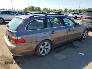 2006 BMW 5 Series 530xi with VIN WBANN73526CN00088, listed as a Copart auction lot 70324494 with 151,241 mi miles and Clean Title. Bid and sale history available at carsss.com. Image 3.