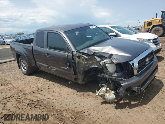 2011 Toyota Tacoma z VIN 5TFTX4GN1BX004490, wystawiony jako Copart lot #59059015 z przebiegiem 171 268 mil mil oraz Szkoda całkowita • Salvage title. Historia ofert i sprzedaży dostępna na DreamBid. Obrazek 4.