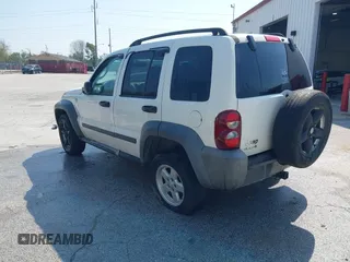 2007 Jeep Liberty Sport z VIN 1J4GL48K77W694450, wystawiony jako IAAI lot #42058569 z przebiegiem 287 326 mil mil oraz . Historia ofert i sprzedaży dostępna na DreamBid. Obrazek 3.
