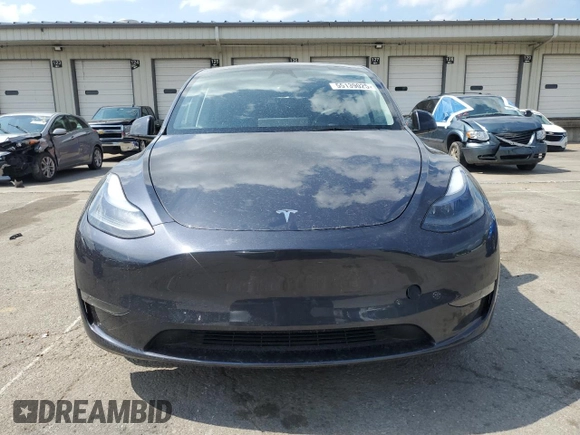 2024 Tesla Model Y Long Range с VIN 7SAYGDEE1RA234222, выставлен на аукционе Copart как лот 55139025 с пробегом 17 829 миль миль и Списание • Salvage title. История ставок и продаж доступна на DreamBid. Изображение 5.