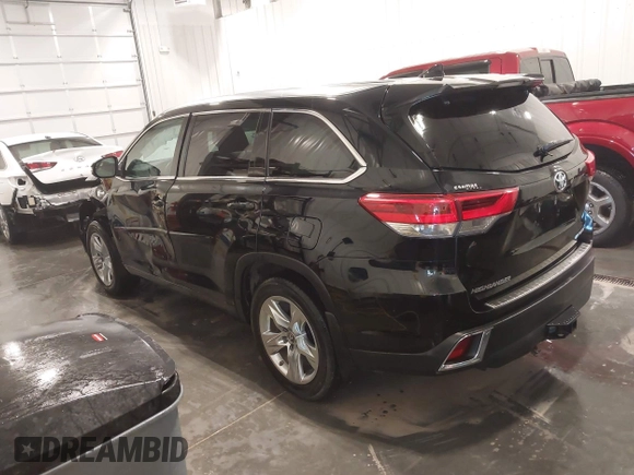 2019 Toyota Highlander Limited with VIN 5TDDZRFH1KS953891, listed as a IAAI auction lot 41979987 with 159,986 mi miles and . Bid and sale history available at DreamBid. Image 3.