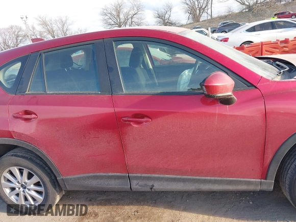 2014 Mazda CX-5 Sport with VIN JM3KE4BE6E0370104, listed as a IAAI auction lot 41879275 with 183,882 mi miles. Bid and sale history available at carsss.com. Image 13.