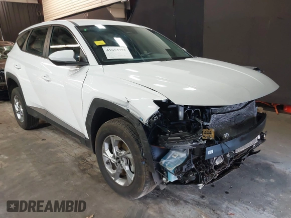 2024 Hyundai Tucson SE with VIN 5NMJACDE0RH418046, listed as a IAAI auction lot 41653772 with 6,235 mi miles. Bid and sale history available at carsss.com. Image 1.