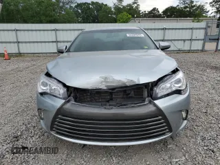 2015 Toyota Camry XLE z VIN 4T1BF1FK3FU481249, wystawiony jako Copart lot #54396955 z przebiegiem 102 674 mil mil oraz Szkoda całkowita • Salvage title. Historia ofert i sprzedaży dostępna na DreamBid. Obrazek 5.