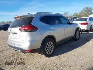 2017 Nissan Rogue SL with VIN 5N1AT2MT0HC826302, listed as a IAAI auction lot 41801657 with 111,216 mi miles and . Bid and sale history available at DreamBid. Image 4.