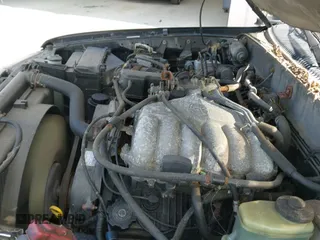 1999 Toyota 4Runner SR5 z VIN JT3HN86R4X0249084, wystawiony jako IAAI lot #42821019 z przebiegiem 275 310 mil mil oraz . Historia ofert i sprzedaży dostępna na DreamBid. Obrazek 12.