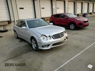 2009 Mercedes-Benz E 350 Luxury z VIN WDBUF87X59B411489, wystawiony jako Copart lot #51538905 z przebiegiem 275 282 mil mil oraz Szkoda całkowita • Salvage title. Historia ofert i sprzedaży dostępna na DreamBid. Obrazek 10.