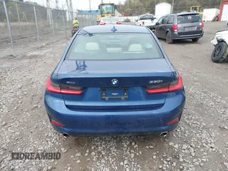 2021 BMW 3 Series 330i xDrive with VIN 3MW5R7J02M8C03547, listed as a IAAI auction lot 41961467 with 35,736 mi miles. Bid and sale history available at carsss.com. Image 16.