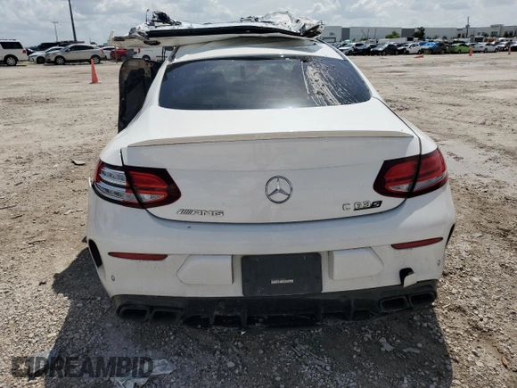 2019 Mercedes-Benz C 63 S AMG z VIN WDDWJ8HB1KF899291, wystawiony jako Copart lot #70641174 z przebiegiem Nie podano mil oraz Nie do naprawy • Non repairable. Historia ofert i sprzedaży dostępna na DreamBid. Obrazek 6.