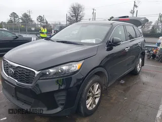 2019 Kia Sorento LX with VIN 5XYPG4A36KG575579, listed as a IAAI auction lot 41432346 with 97,562 mi miles. Bid and sale history available at carsss.com. Image 2.